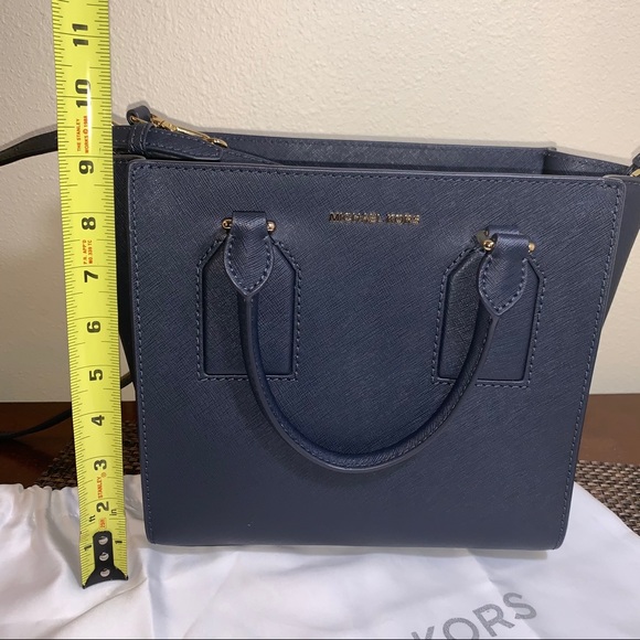 Michael Kors Purse - Picture 4 of 16